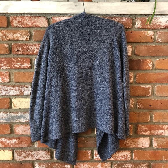 Barefoot Dreams Cozy Chic Lite Cardigan Sweater - Picture 2 of 4